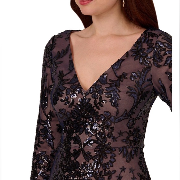 Adrianna Papell Women's V-Neck 3/4-Sleeve Sheath Dress - Picture 3 of 4